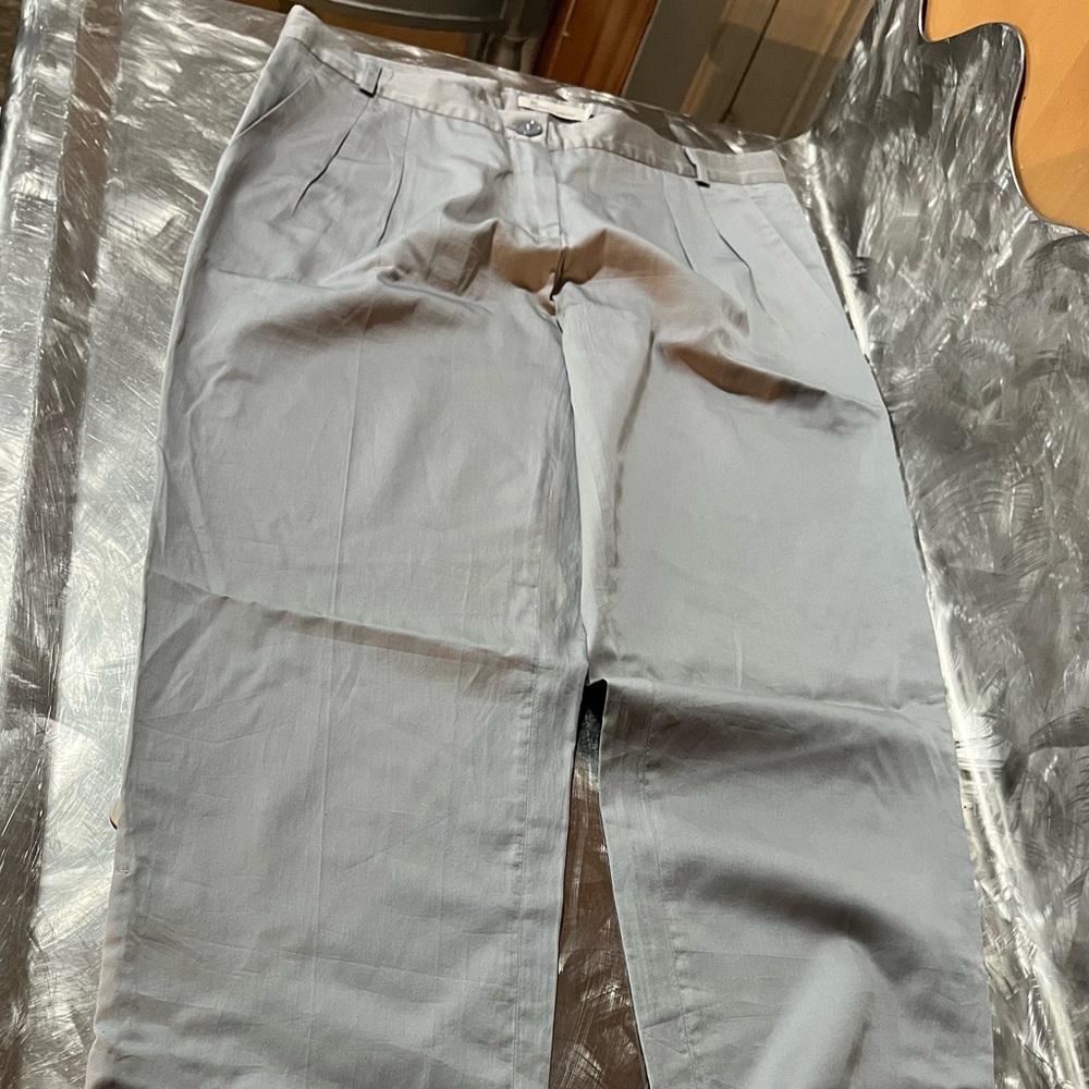 Les petites collection Gray versatile Pants/button up legs